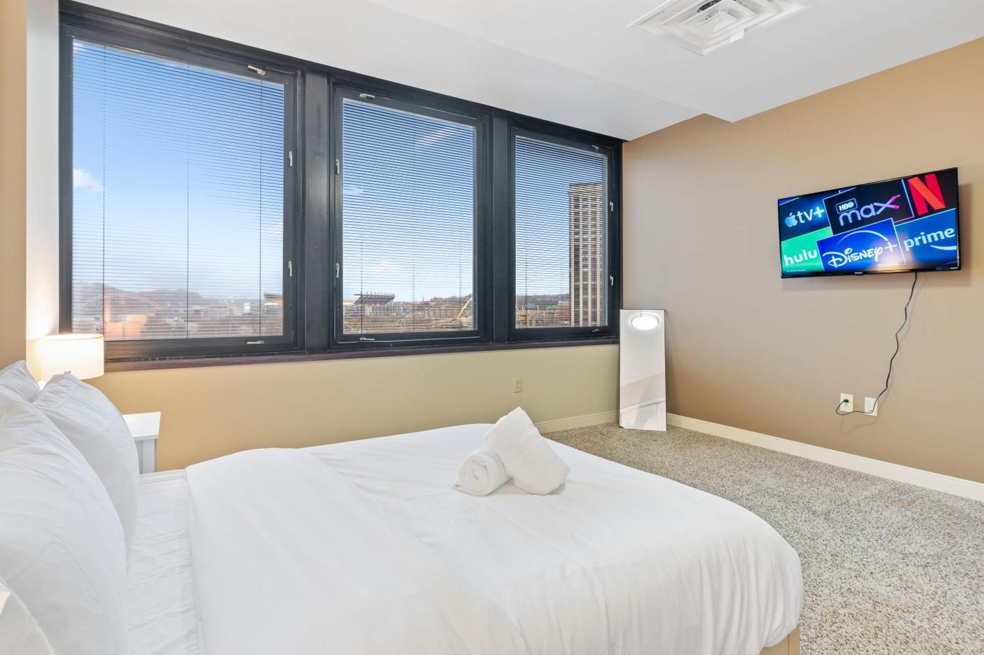 Stunning Panoramas 1 Apartment Pittsburgh